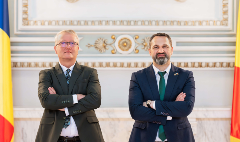 denunt înaltă trădare
